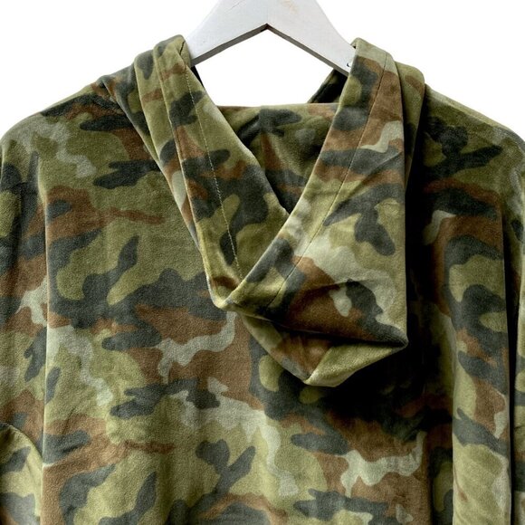 American Eagle Camo Hoodie Size Small Velour Olive Green Crop Pullover Top - Picture 4 of 7